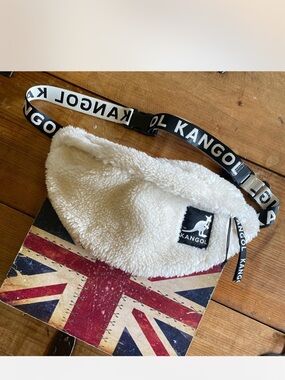 Kangol X H&M Cream Sherpa Belt Bag - Cream
